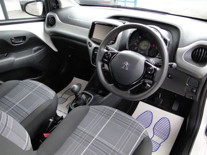 Peugeot 108 1.0 Active 3dr Hatchback Petrol White