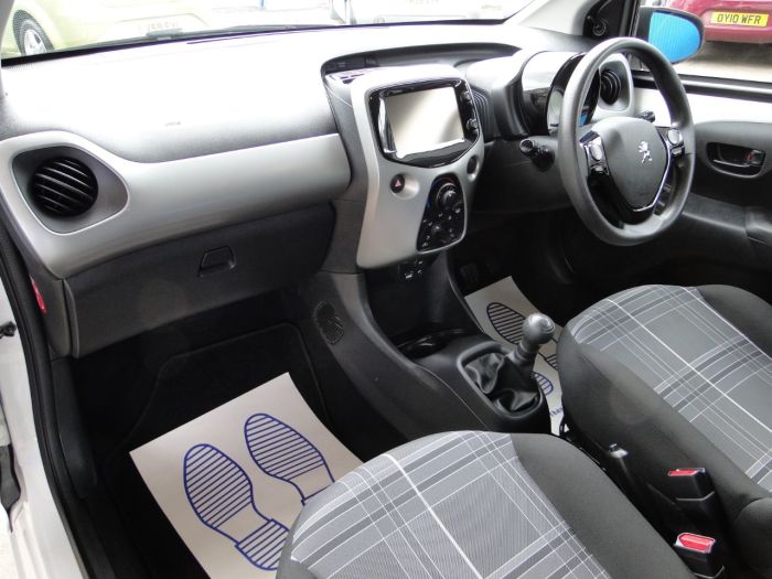 Peugeot 108 1.0 Active 3dr Hatchback Petrol White