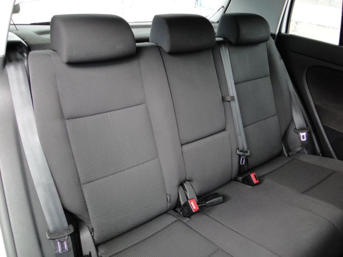 Volkswagen Golf Plus 1.6 TDI 105 S 5dr Hatchback Diesel Silver