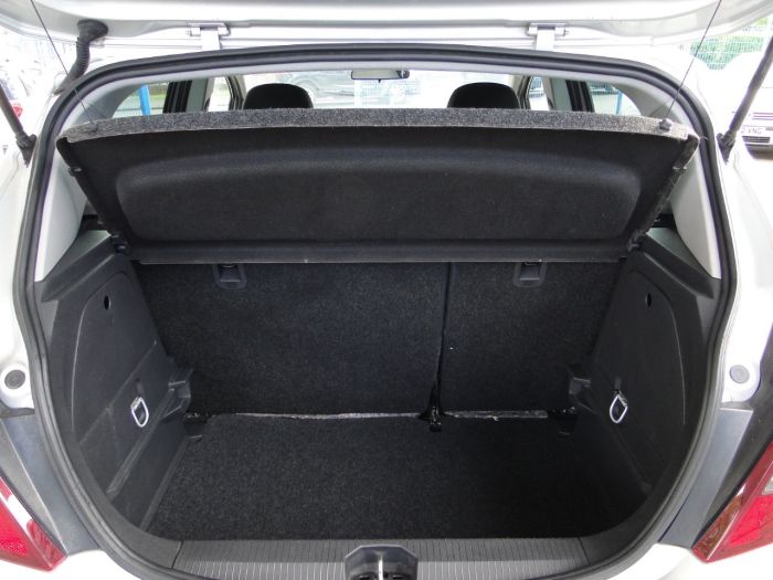Vauxhall Corsa 1.4 SXi 5dr [AC] Hatchback Petrol Silver