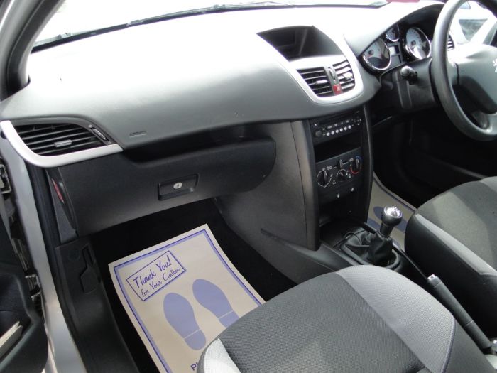 Peugeot 207 1.4 VTi S 5dr Estate Petrol Silver