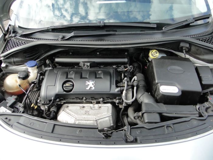 Peugeot 207 1.4 VTi S 5dr Estate Petrol Silver